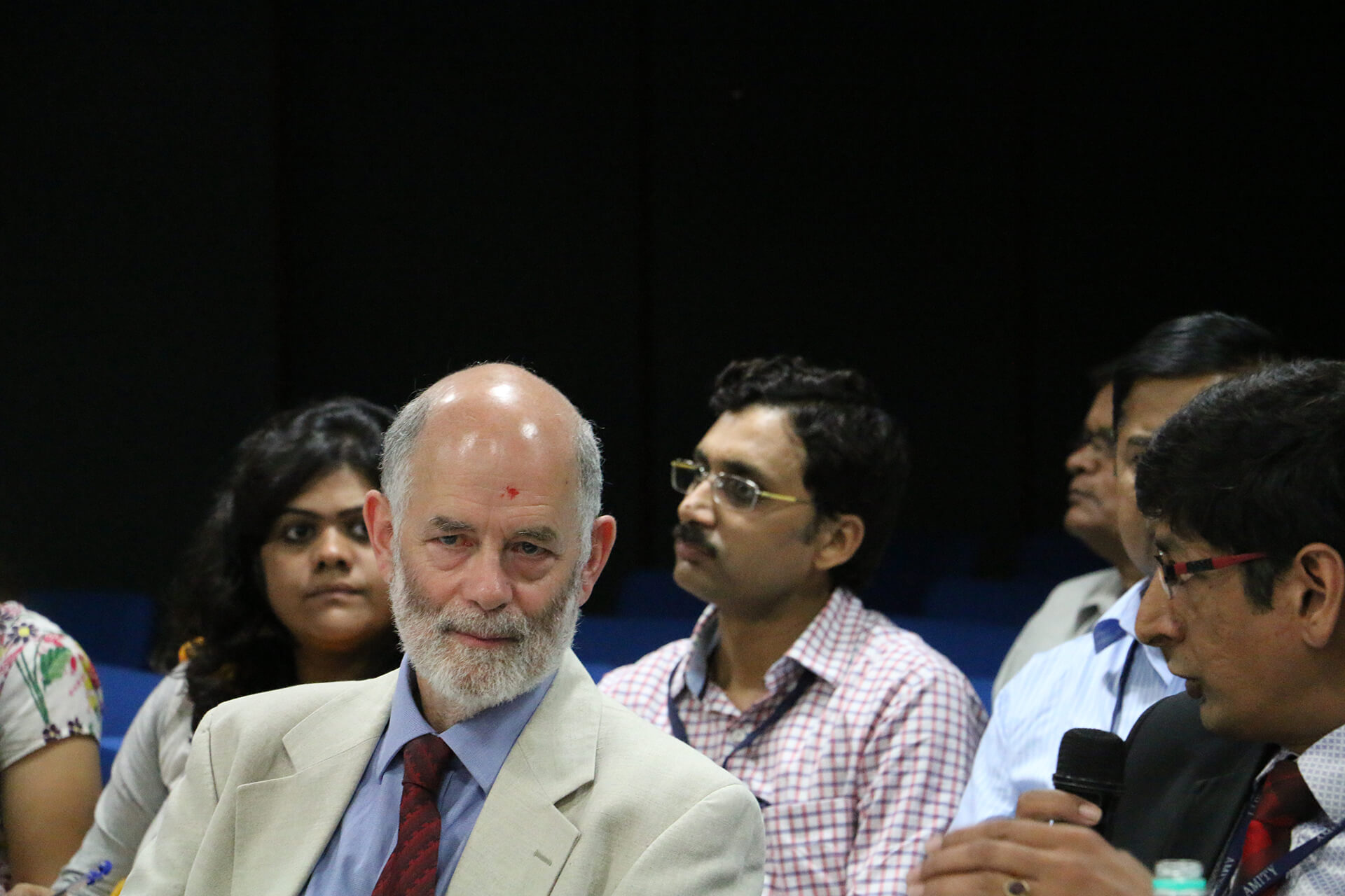 Prof. (Dr.) Peter Robinson